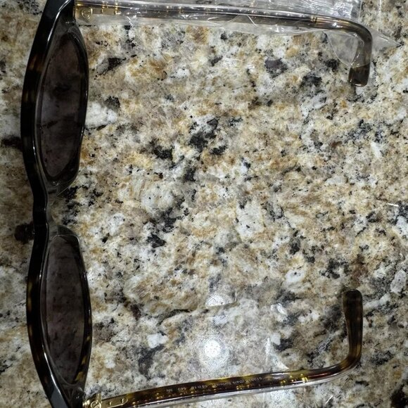 Coach HC8321 Dark Tortoise Sunglasses Brown Gradient Lens 55-18-140 - Picture 7 of 12